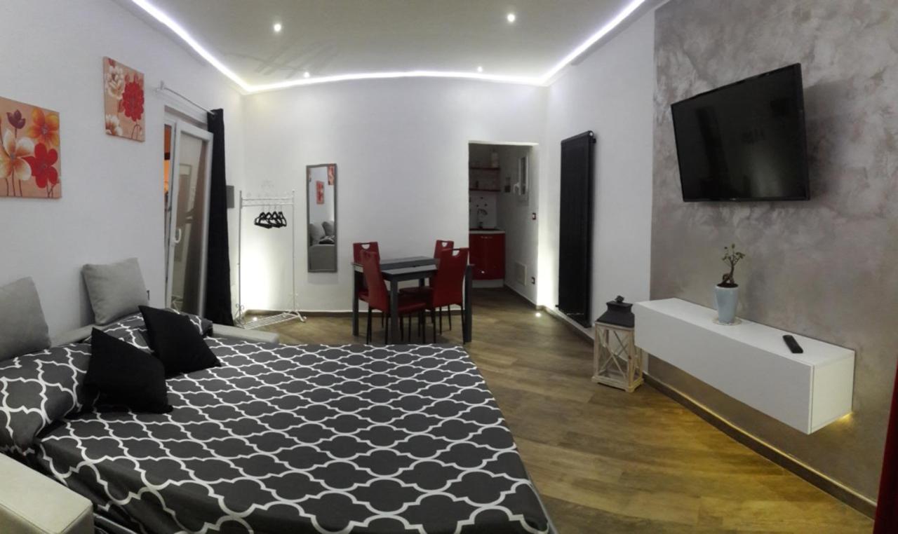 דירות ונטימיגליה Casa Federica מראה חיצוני תמונה