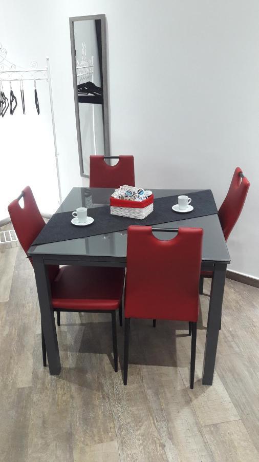 דירות ונטימיגליה Casa Federica מראה חיצוני תמונה