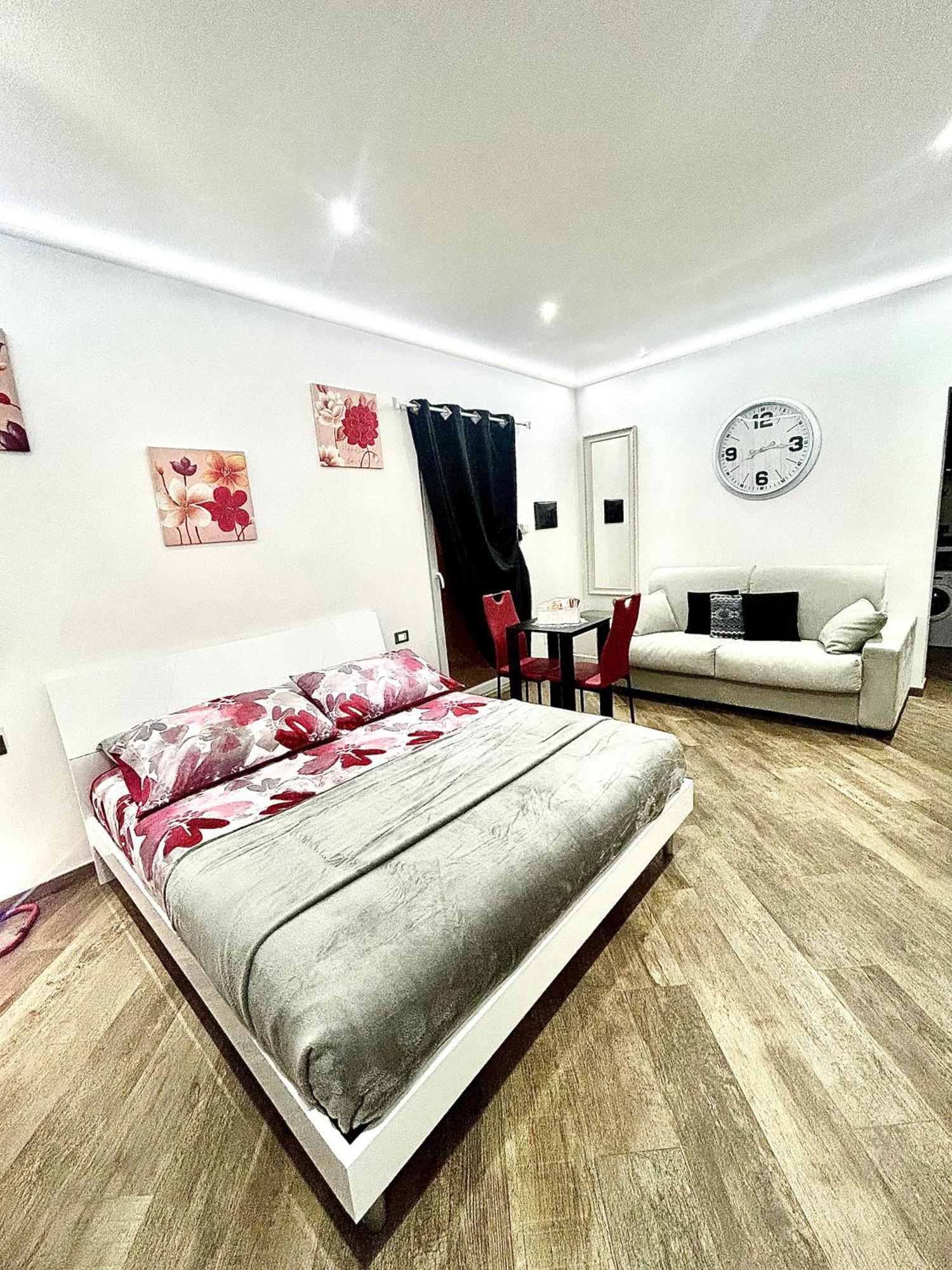 דירות ונטימיגליה Casa Federica מראה חיצוני תמונה